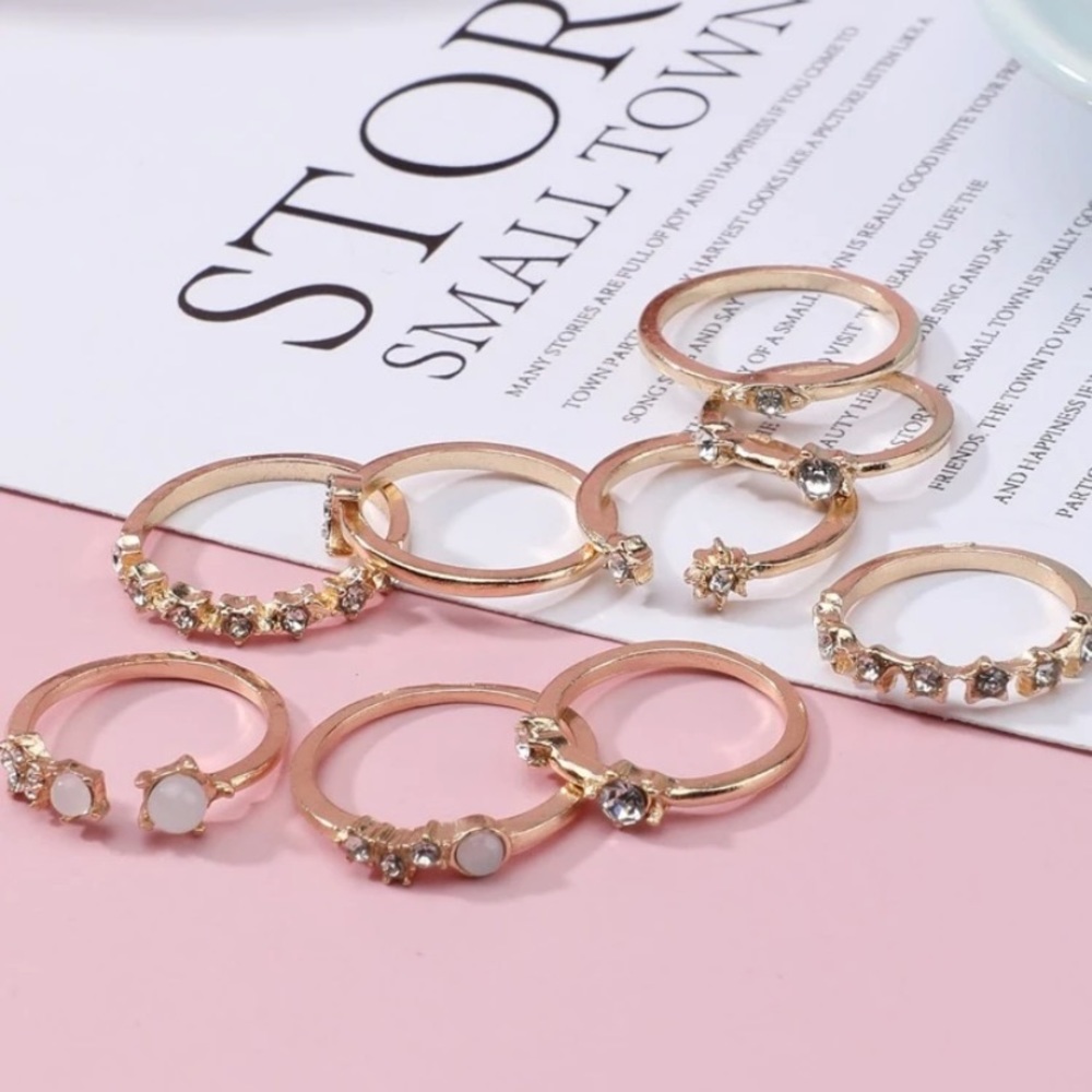 Last chance! Gold Ring Set Star Crystal Gem Stones Ring Set